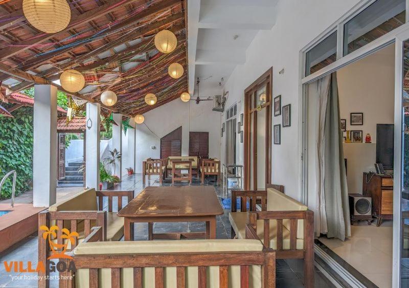 Beach Villa Morjim Bilik gambar