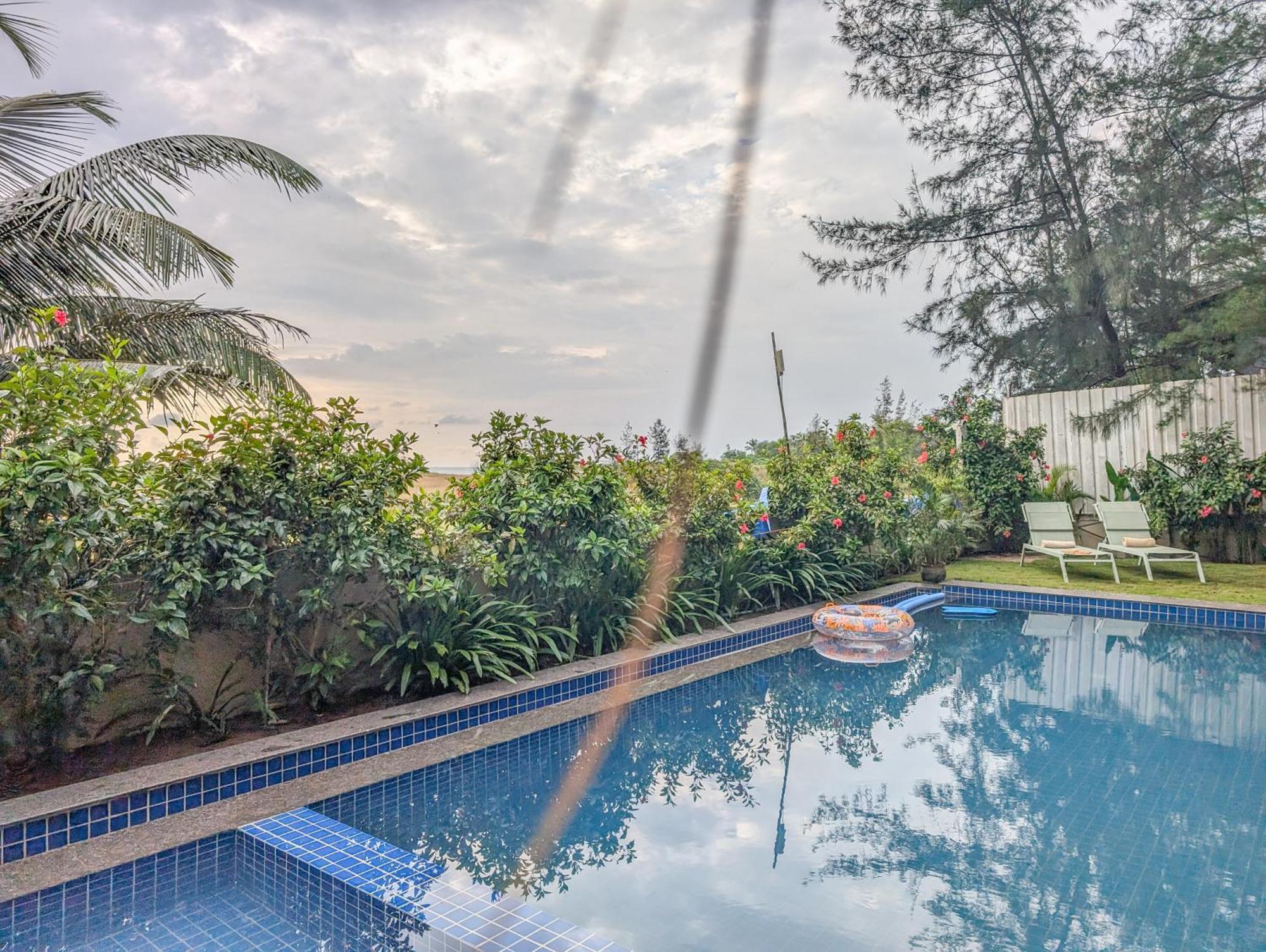 Beach Villa Morjim Luaran gambar
